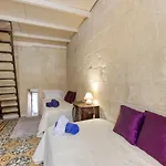 Vlt214- 2 Bedroom Townhouse * Valletta