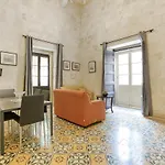 Vlt214- 2 Bedroom Townhouse Semesterbostad Valletta